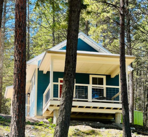 Elk Ridge Village 201B Cozy Cabin with views of Flathead Lake and the mountains